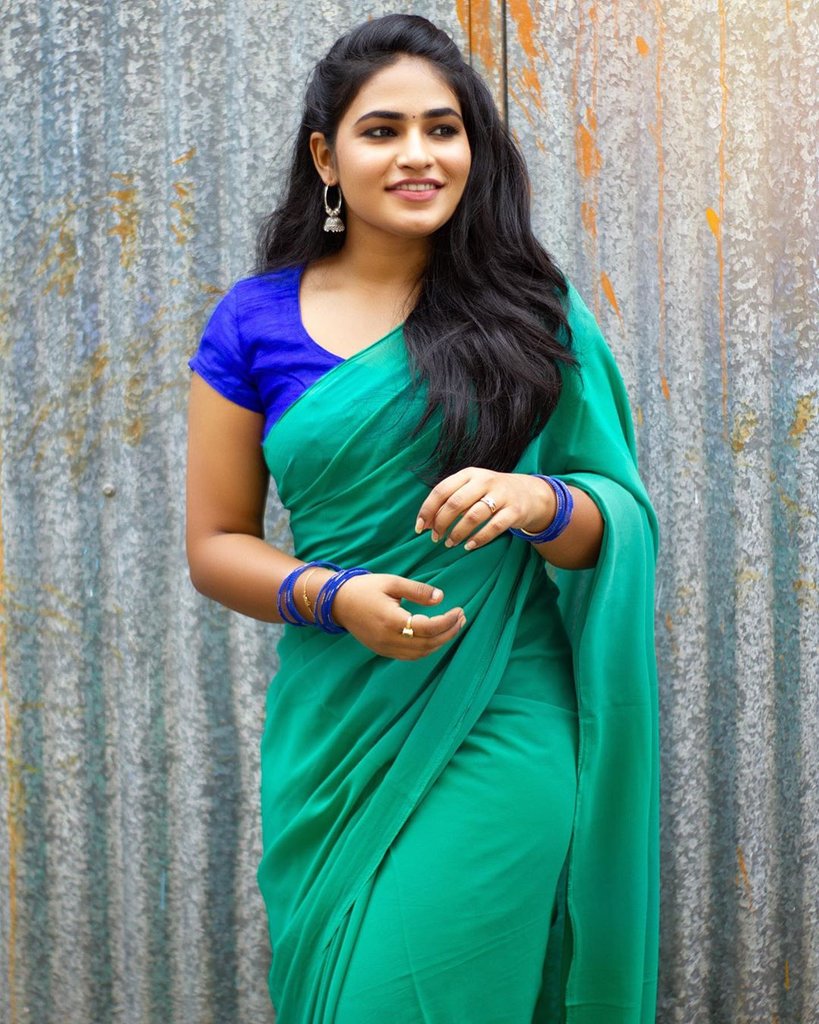 Shruthi Selvam Amazing Pics Shruthi Selvam Amazing Pics