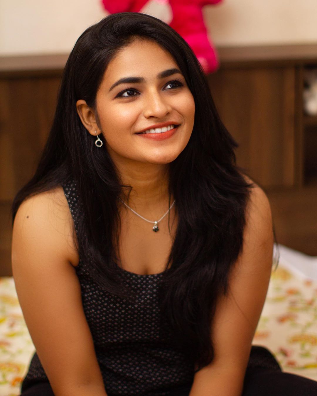 Shruthi Selvam Amazing Pics Shruthi Selvam Amazing Pics