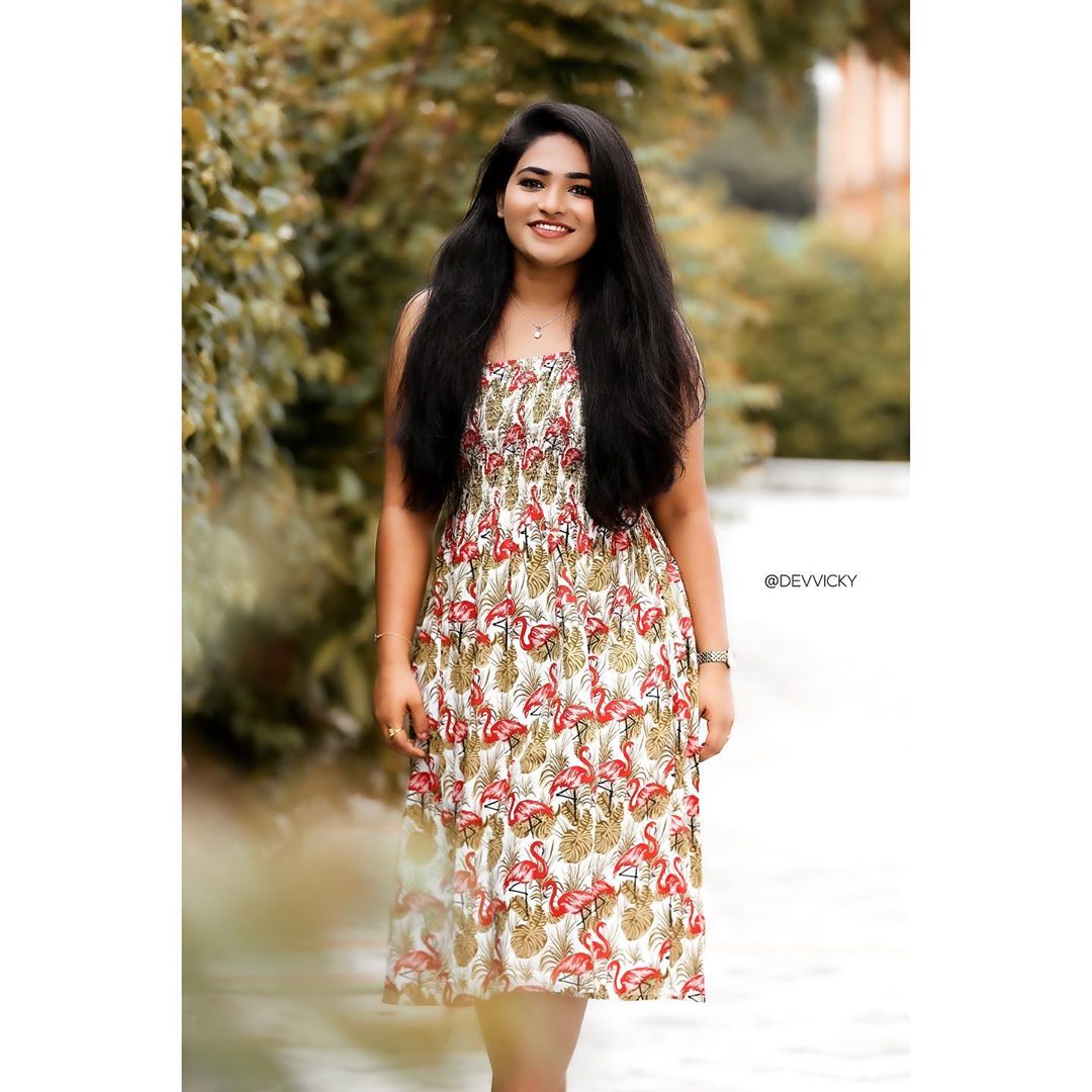 Shruthi Selvam Cute Wallpapers Shruthi Selvam Cute Wallpapers