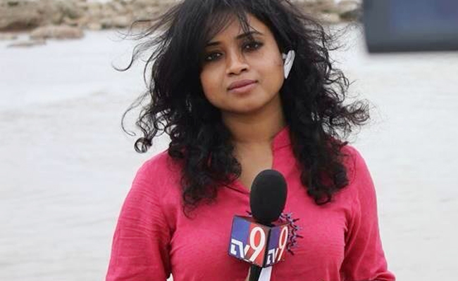 bigg boss 4 Telugu contestant TV9 Devi