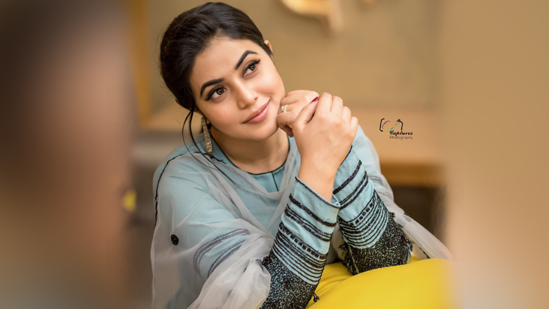 Poorna Beautiful Wallpapers