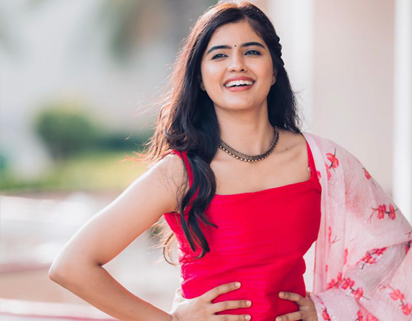 Amritha Aiyer Beautiful Pictures
