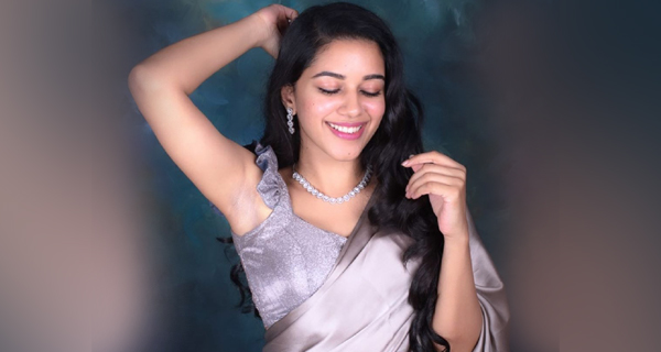 Mirnalini Ravi Latest Pics