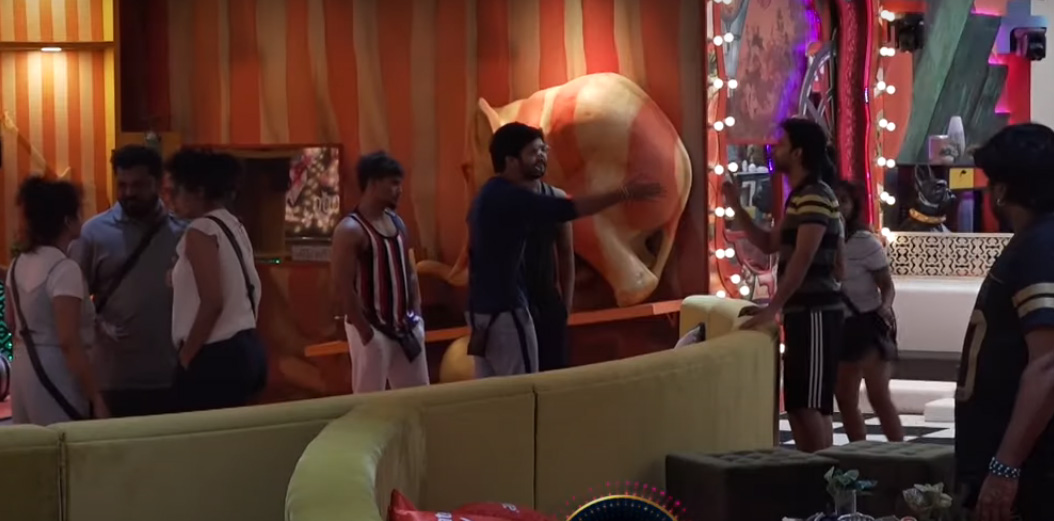 bigg boss contestants fire on ariyana and syed sohail