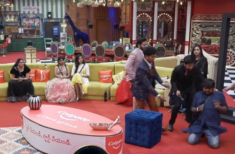 amma rajashekar emotional in zero hero task in bigg boss house