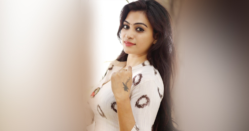 Asha Parthalom beautiful pics