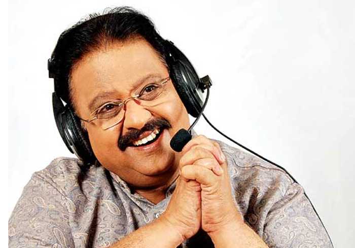 చిన్నపిల్లాడివి నువ్వేం పాడతావు అని లోపలకి కూడా రానీయలేదు.. ఆరోజు ఏమయిందంటే?