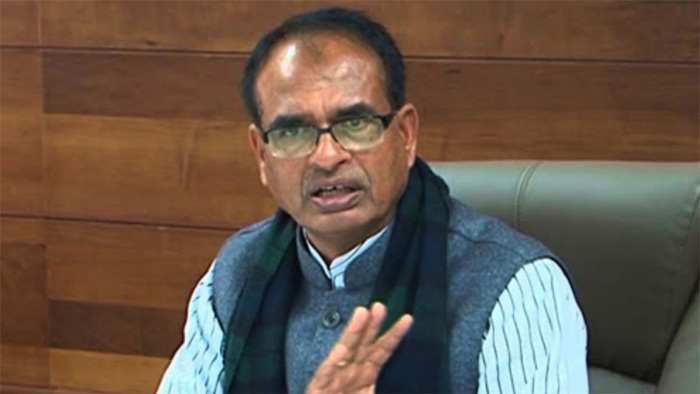 Suspension of official who served MP CM cold chapatis revoked