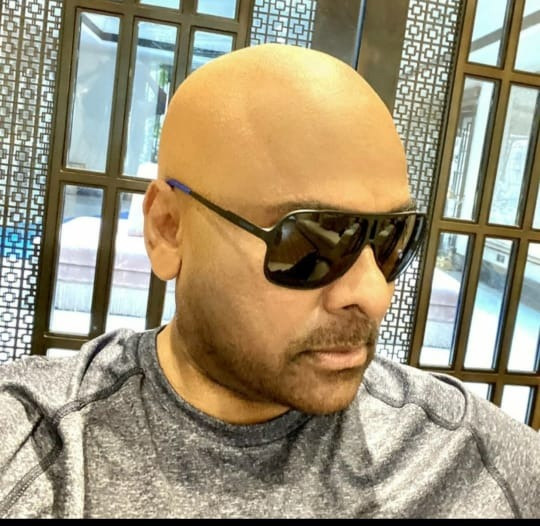 కొత్త లుక్ లో మెగాస్టార్ చిరంజీవి.. షాక్ అవుతున్న మెగా ఫ్యాన్స్