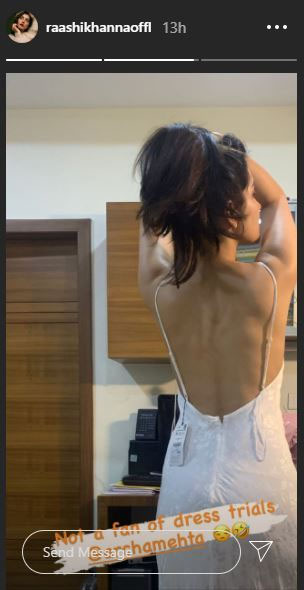 Raashi Khanna Backless Pic Goes Viral
