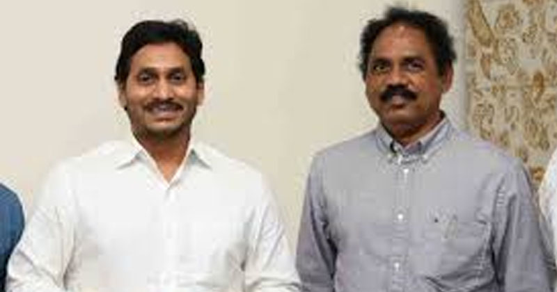  Vasupalli Ganesh hot comments on Chandrababu Naidu 