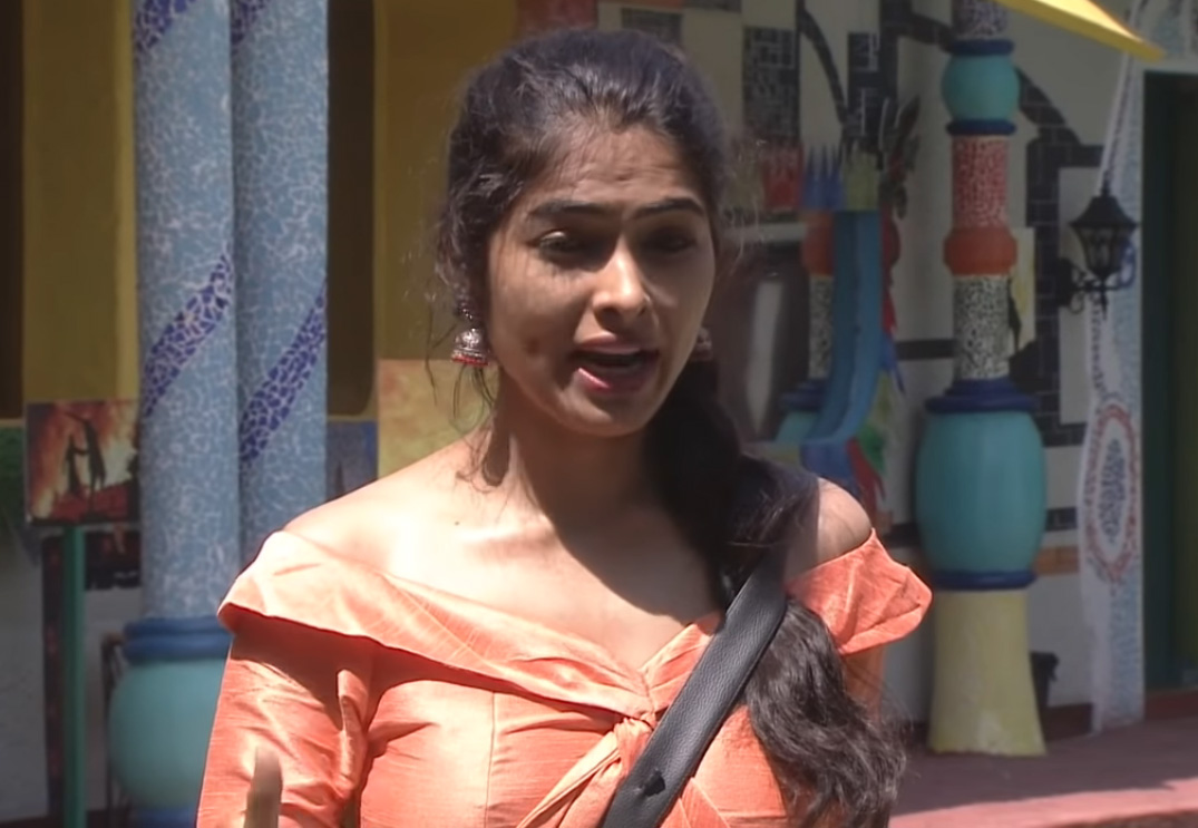 Bigg boss 4: ఎట్టకేలకు నోరు విప్పిన దివి.. ఫైర్ అయిన మిగితా కంటెస్టెంట్లు.. అసలేం జరుగుతోంది హౌస్ లో?