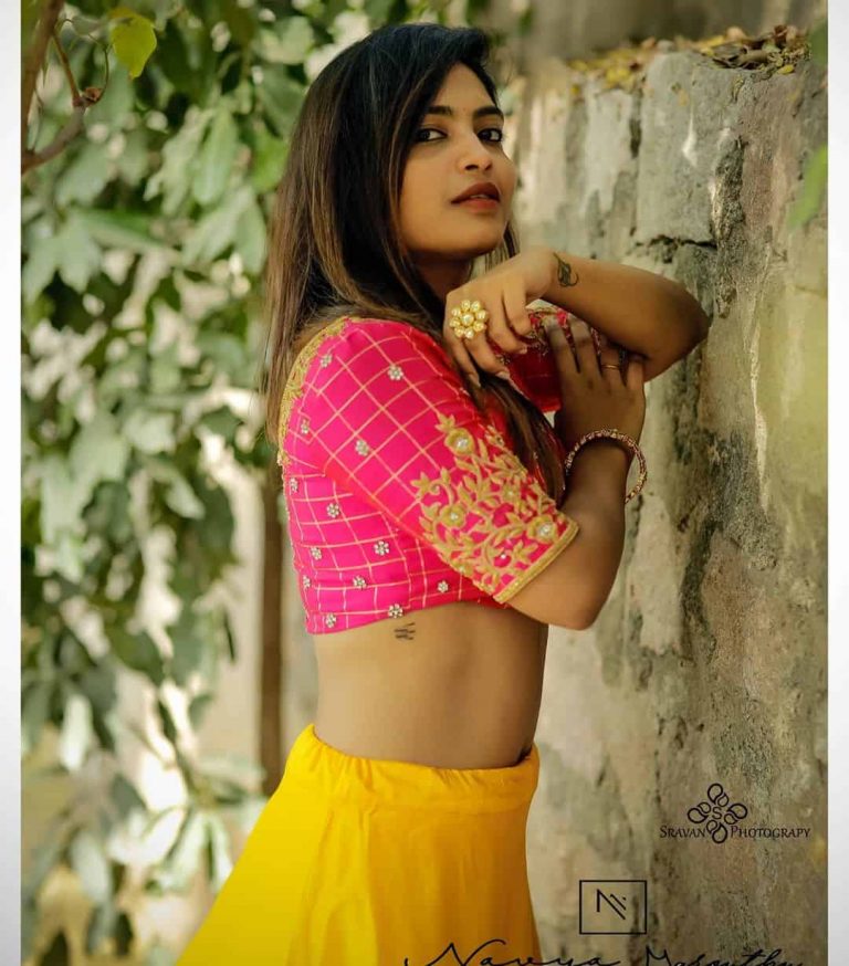 Dethadi Harika Photos Viral In Social Media