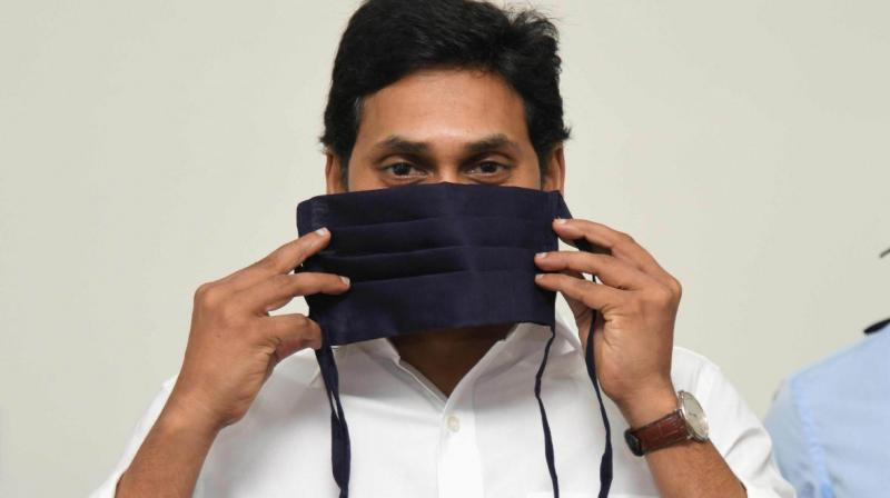 ys jagan wears cheap and best corona mask