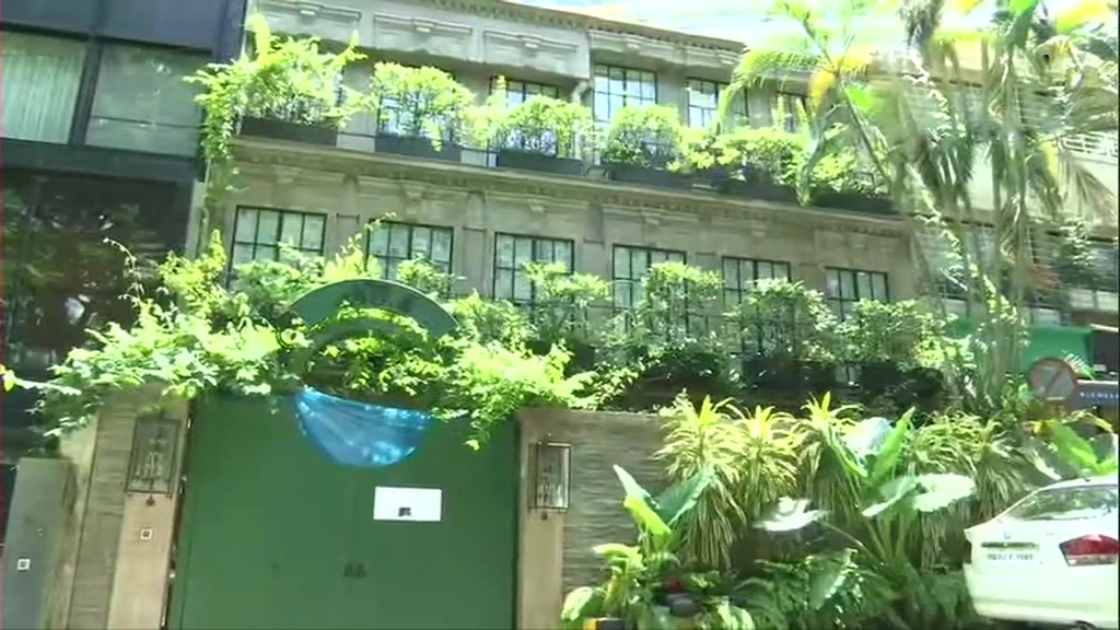 బ్రేకింగ్: మణికర్ణిక ఆఫీసును కూల్చేయండి.. బీఎంసీ నోటీసులు