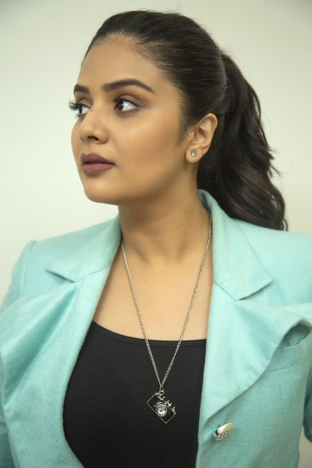 sreemukhi joshful Looks sreemukhi joshful Looks