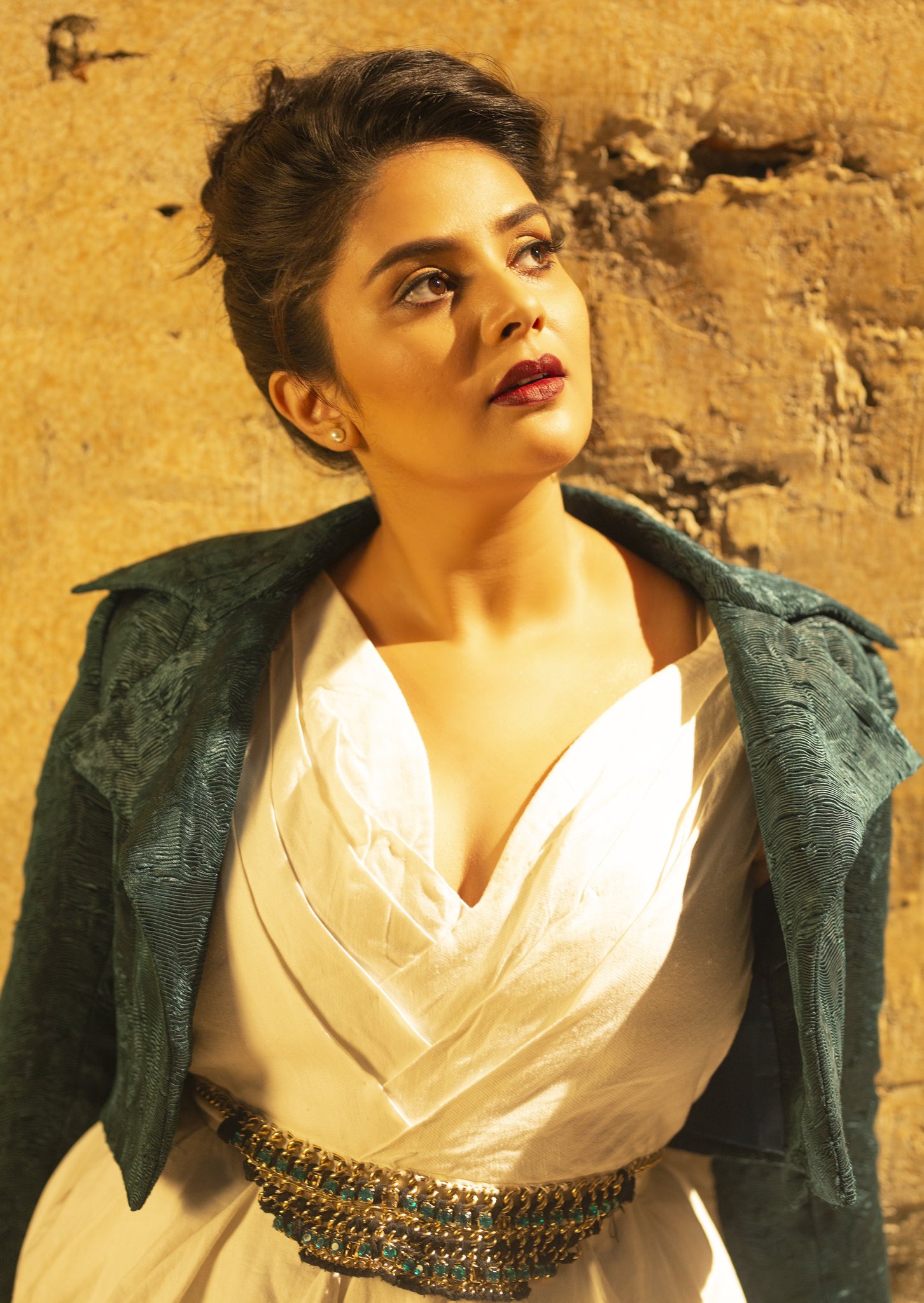 sreemukhi serious looks sreemukhi serious looks