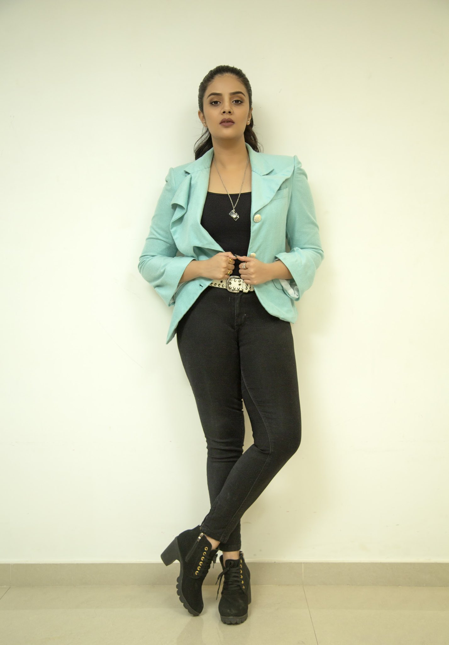 sreemukhi joshful Looks sreemukhi joshful Looks