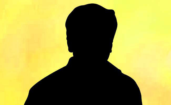 ఎమ్మెల్యే + ఎమ్మెల్యే భార్య కలిసి ఆ అమ్మాయిని దారుణంగా .. ఛీఛీ !!