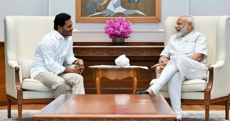 తెలుగు తమ్ముళ్లూ.. మిమ్మల్ని ఎమ్మెల్యేలను చేయడం కోసమే జగన్ మోదీని  కలిశారట ?