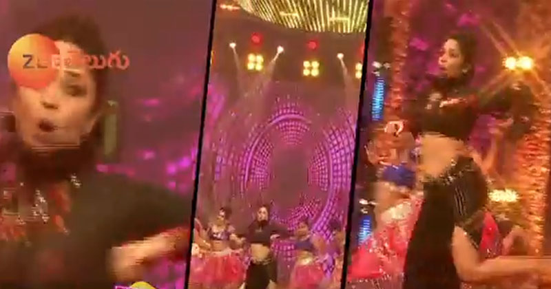 Anasuya Pakka Local Dance Performance In Zee Telugu Dasara Event,Anasuya