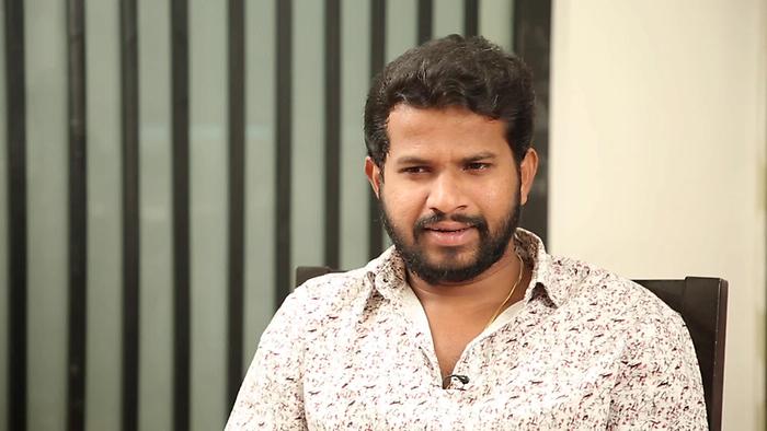 పాపం హైపర్ ఆది బక్రా అయ్యాడు.. అలా మోసపోయి డబ్బులు పోగొట్టుకున్నాడట!!