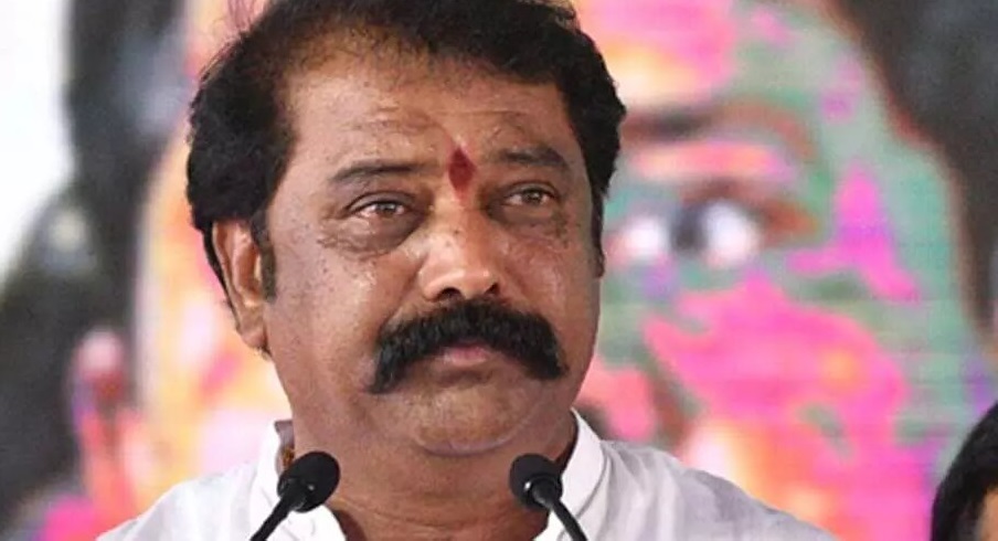 నిధులు లేక రోడ్లు పూర్తి కాలేదు: మంత్రి జయరాం