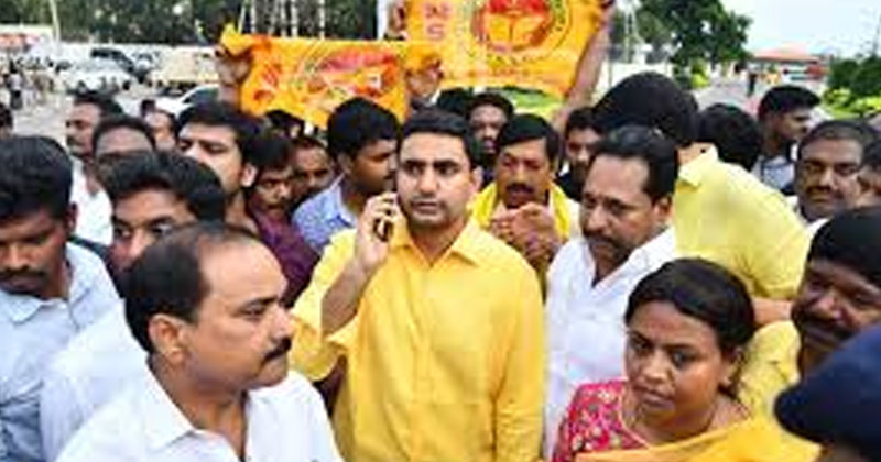  YSRCP activists Jai Jagan slogans in Nara Lokesh's tour 