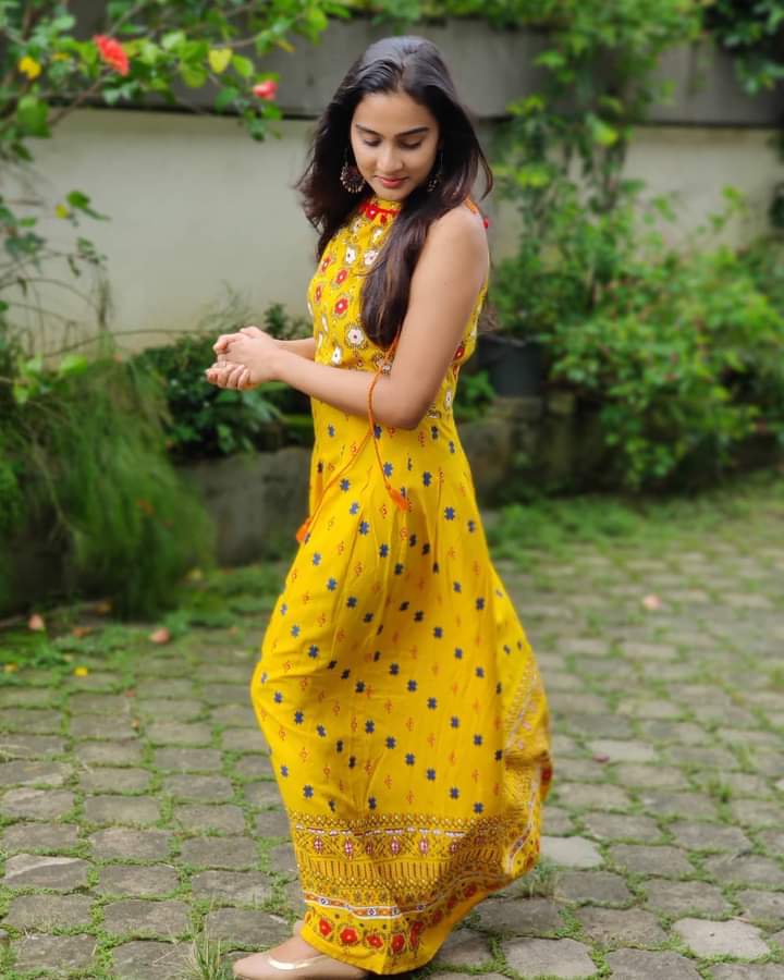 Aditi Ravi Beautiful Images Aditi Ravi Beautiful Images