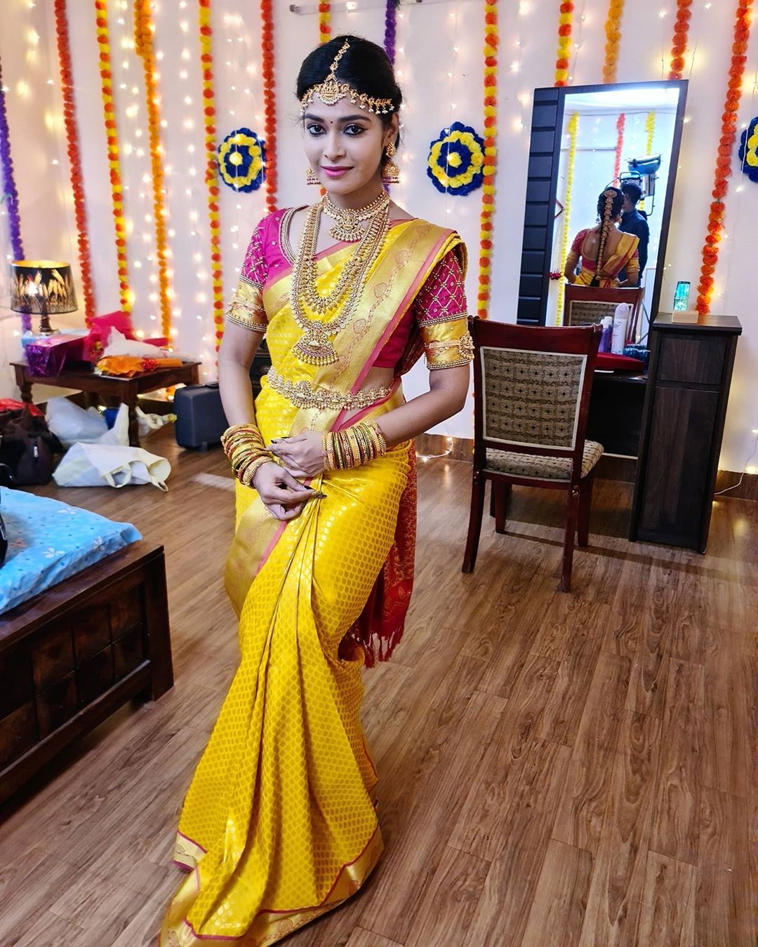 Dharsha Gupta Amazing Pictures Dharsha Gupta Amazing Pictures