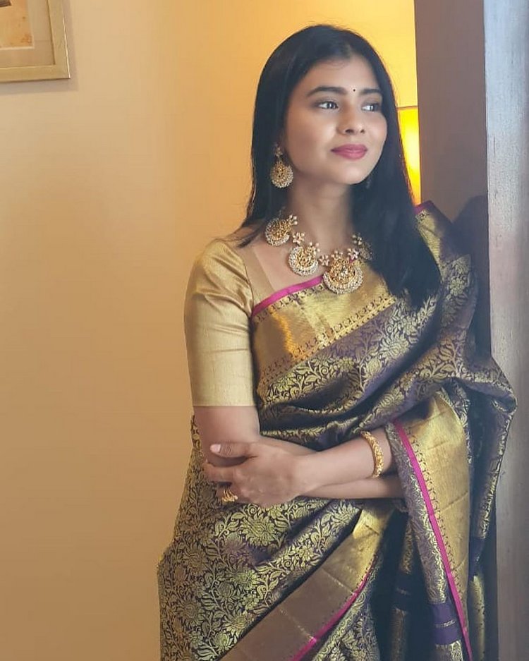 Hebah Patel Latest Sarees Photos Hebah Patel Latest Sarees Photos