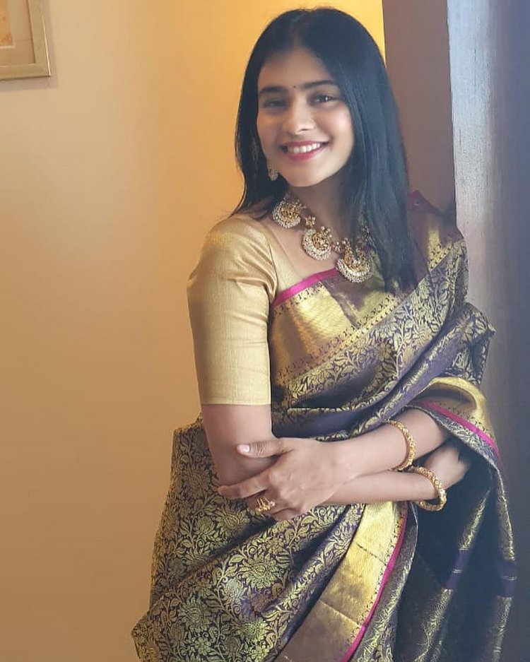Hebah Patel Latest Sarees Photos Hebah Patel Latest Sarees Photos