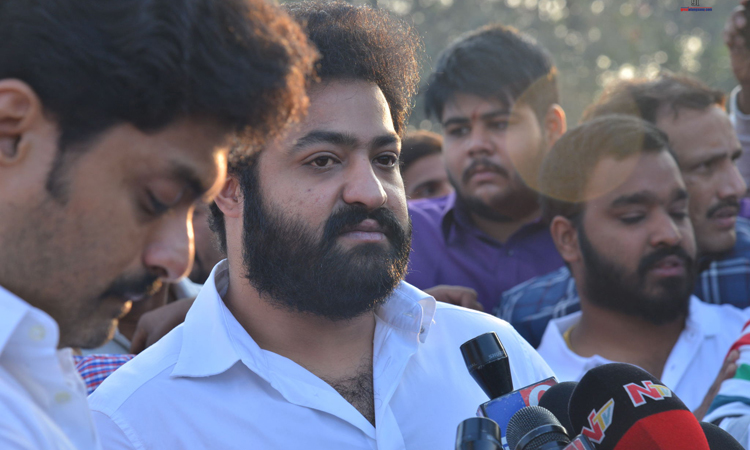 గ్రౌండ్ ప్రిపేర్ చేసుకుంటున్న ఎన్టీఆర్.. తిరుగులేని శక్తిగా ఎదుగుతాడా ?