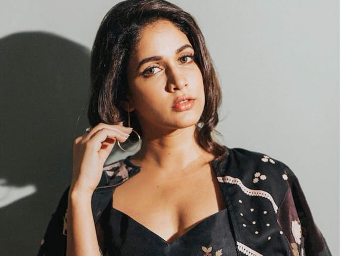 లావణ్య త్రిపాఠి ను వెంటాడుతున్న పెళ్లి లొల్లి !