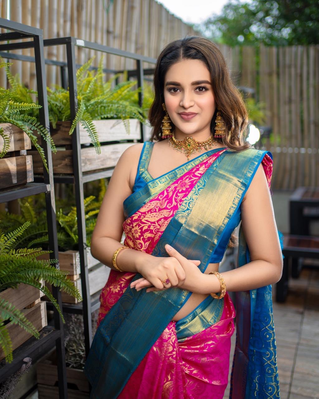 Niddhi Agerwal Cute Saree Pictures Niddhi Agerwal Cute Saree Pictures