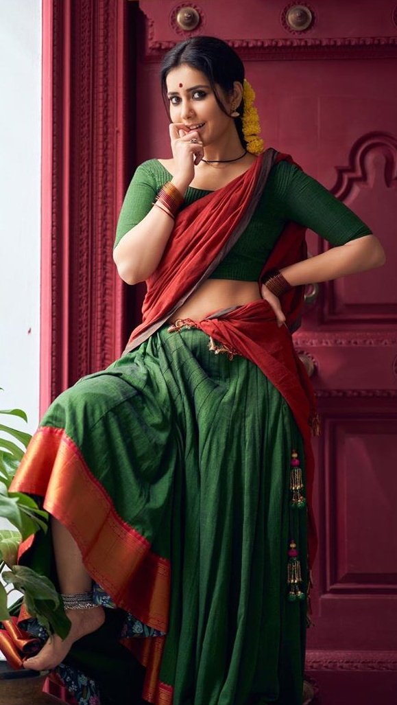 Raashi Khanna Half Saree Latest Pics Raashi Khanna Half Saree Latest Pics