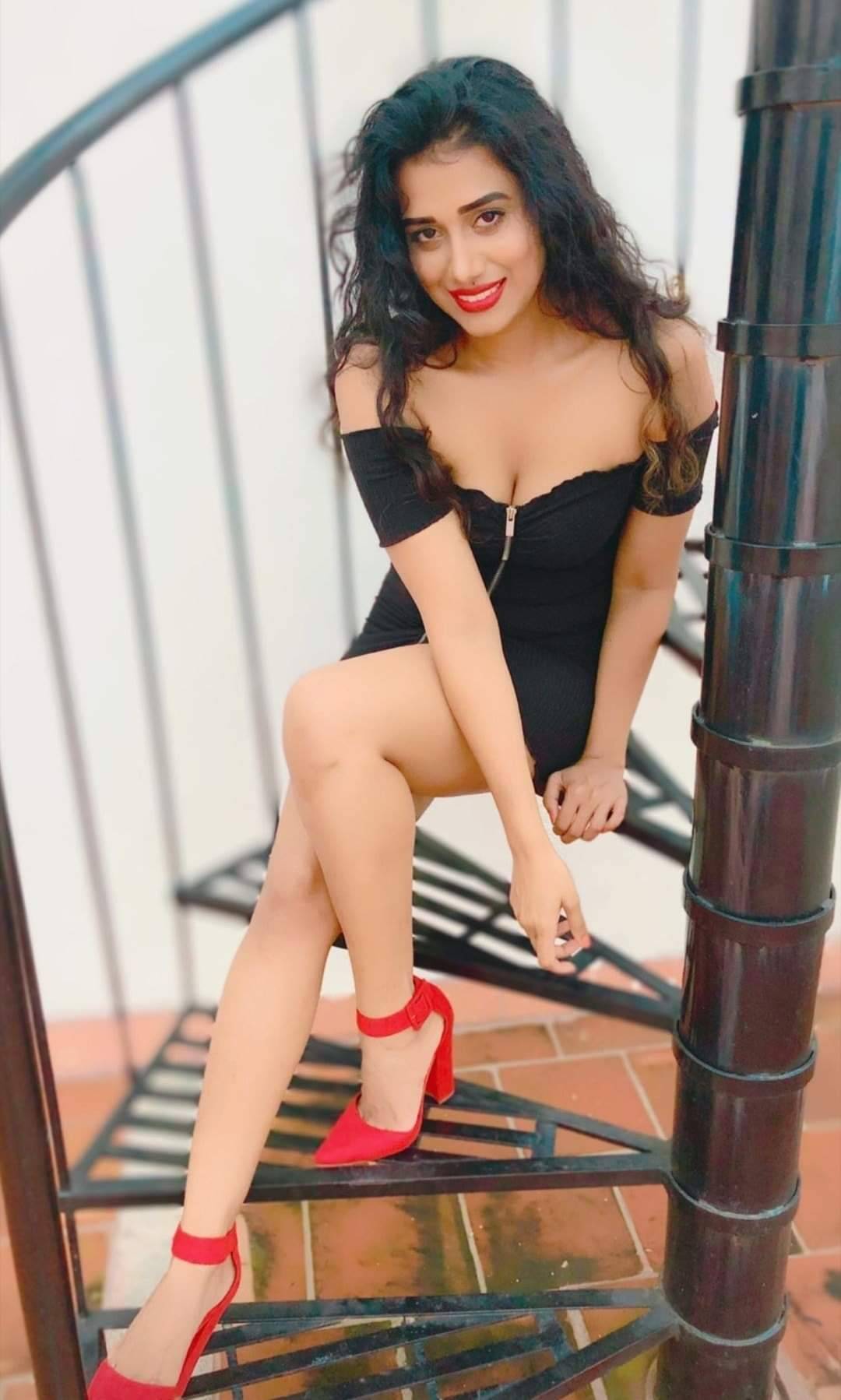 Shilpa Manjunat Black Color Dress Shilpa Manjunat Black Color Dress