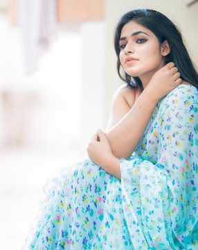 Shruthi Selvam Cute Looks