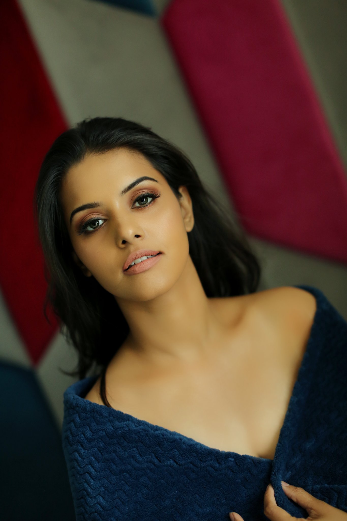 Swathishta Krishnan Beautiful Wallpapers Swathishta Krishnan Beautiful Wallpapers