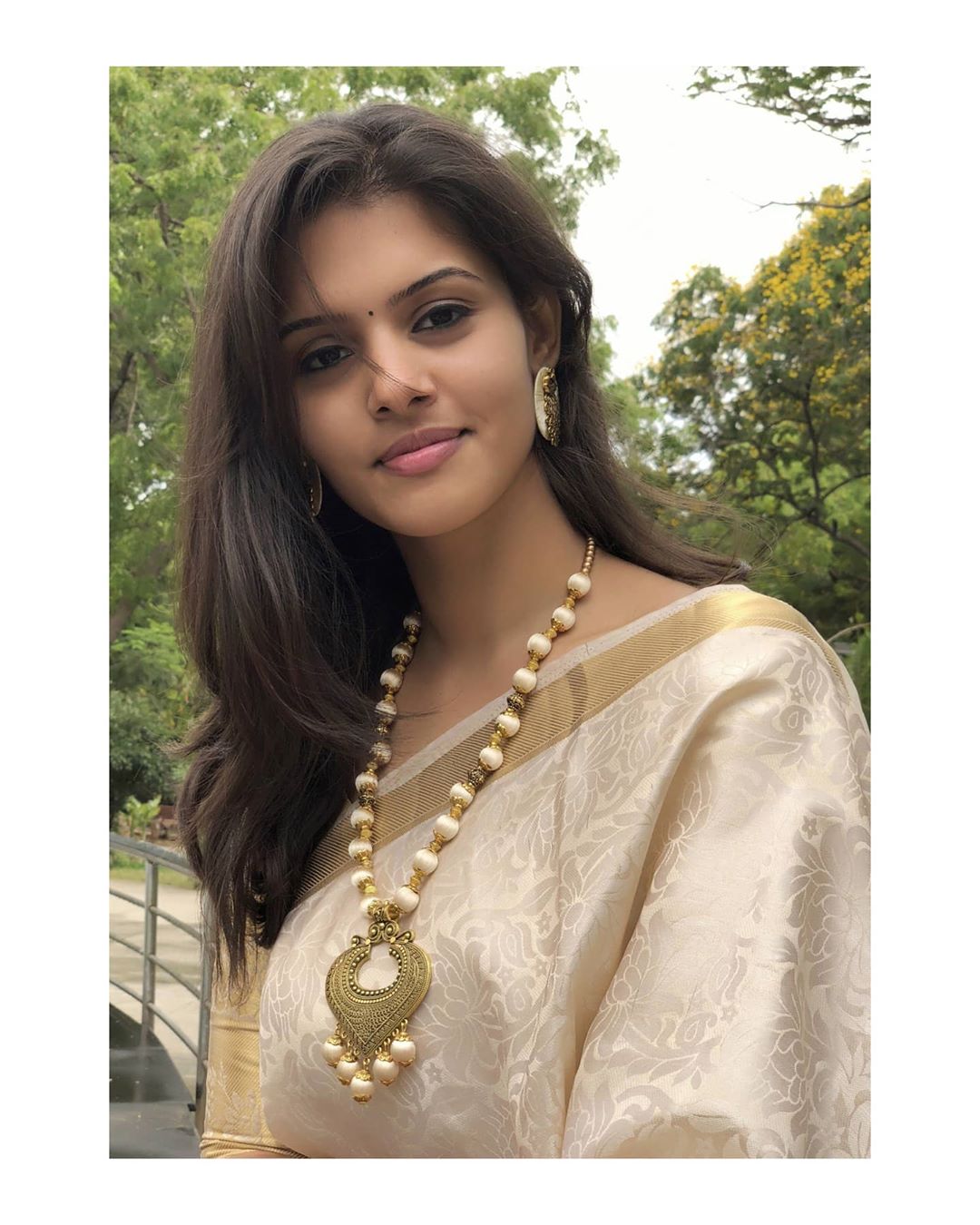 Swathishta Krishnan Beautiful Wallpapers Swathishta Krishnan Beautiful Wallpapers