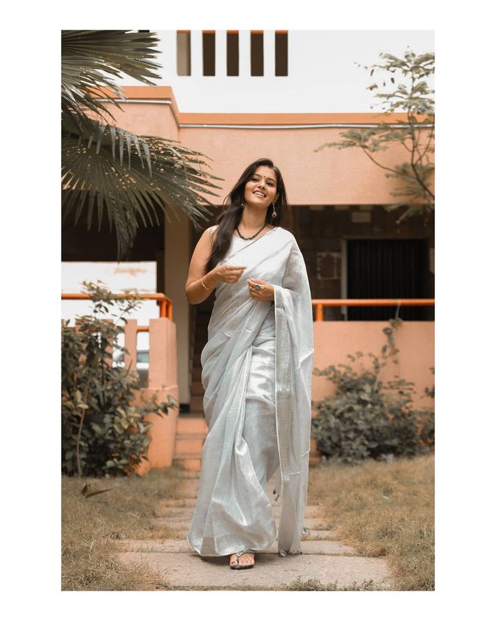 Swathishta Krishnan Beautiful Wallpapers Swathishta Krishnan Beautiful Wallpapers