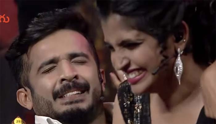 anchor ravi and syamala Hungama in Zee Entertainment League 2020