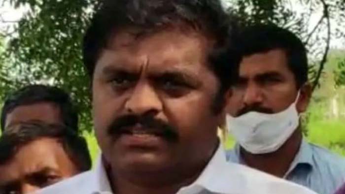 congress candidate cheruku srinivas reddy announced for dubbaka by elections