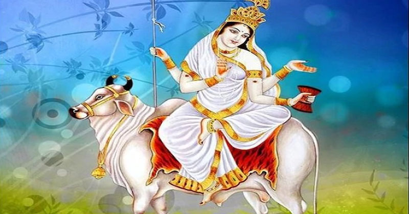 ఎనిమిదో రోజు దుర్గాదేవిని వీటితో ఆరాధించండి !