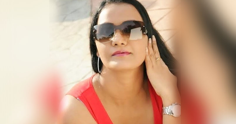 అసభ్యకరమైన ఫోటో షేర్ చేసింది.. వెంటనే డిలీట్ చేసింది.. అపూర్వ రచ్చ!