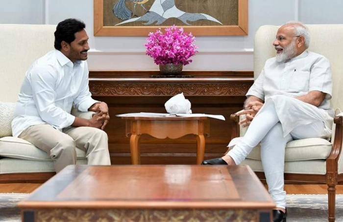 ‘ ప్రొసీడ్ ప్రొసీడ్ ప్రొసీడ్ ‘ మోడీ నుంచి జగన్ కి గ్రీన్ సిగ్నల్ ?