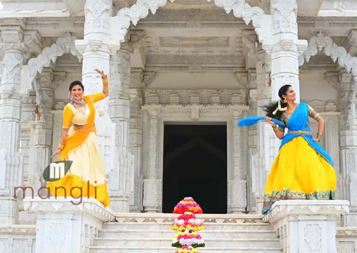 బిగ్ బాస్ 4 కంటెస్టెంట్ సుజాత, మంగ్లీ బతుకమ్మ పాట చూశారా?