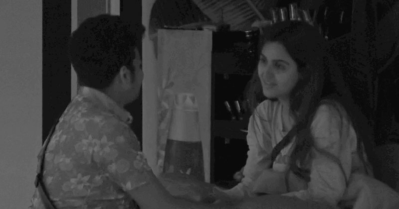 Bigg Boss 4 Telugu Avinash And Monal Romance In Midnight