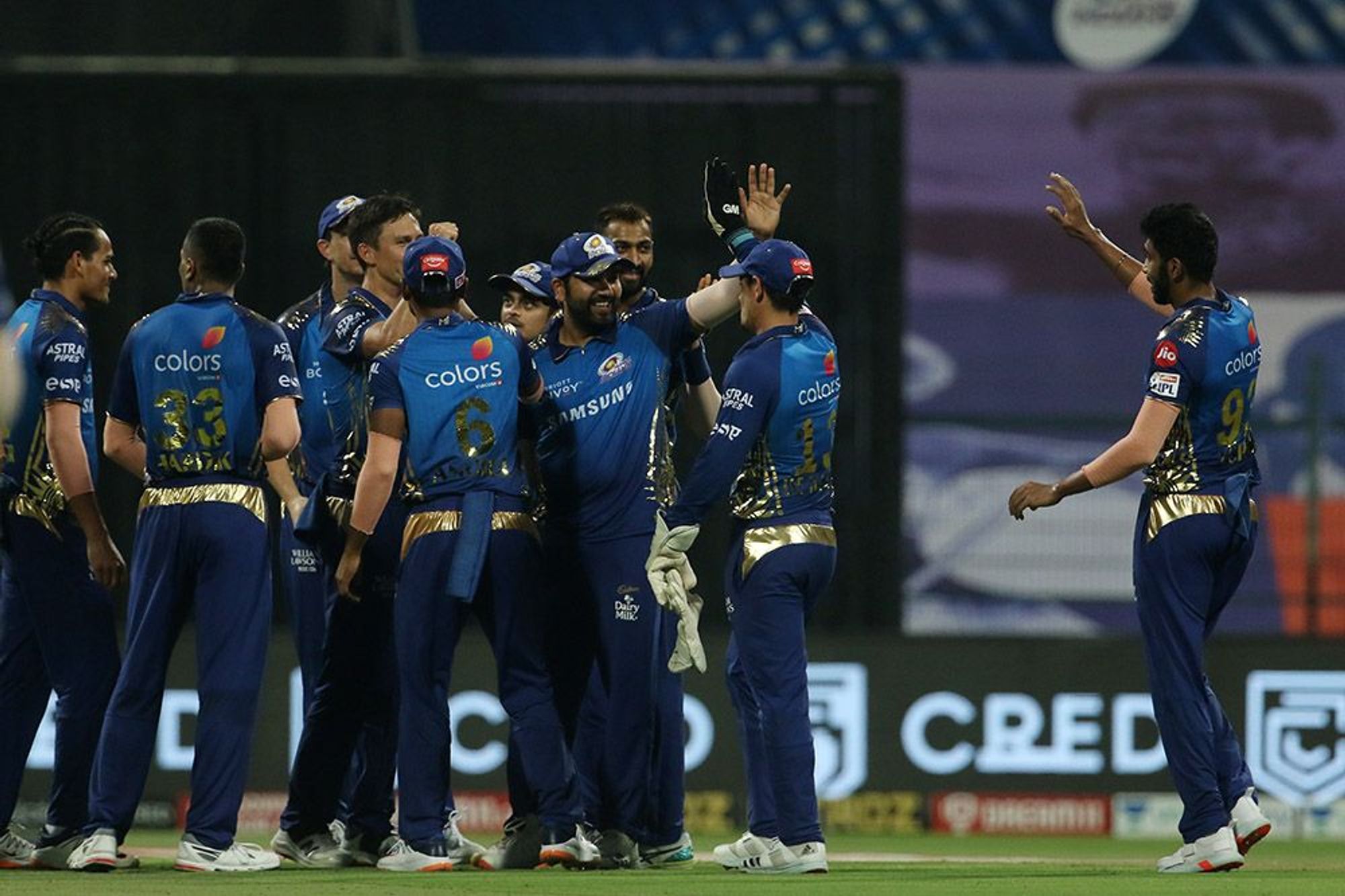 IPL 2020: వారెవా ముంబై.. ఇది కదా అసలు సిసలైన చాంపియన్‌ ఆట అంటే!