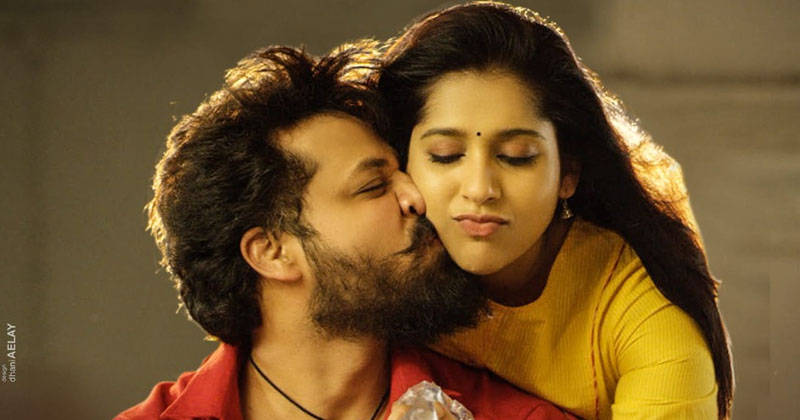 ఓ వైపు రష్మీకి ఘాటు ముద్దు.. మరో వైపు చేతిలో మందు.. లక్ అంటే నందుదే!!